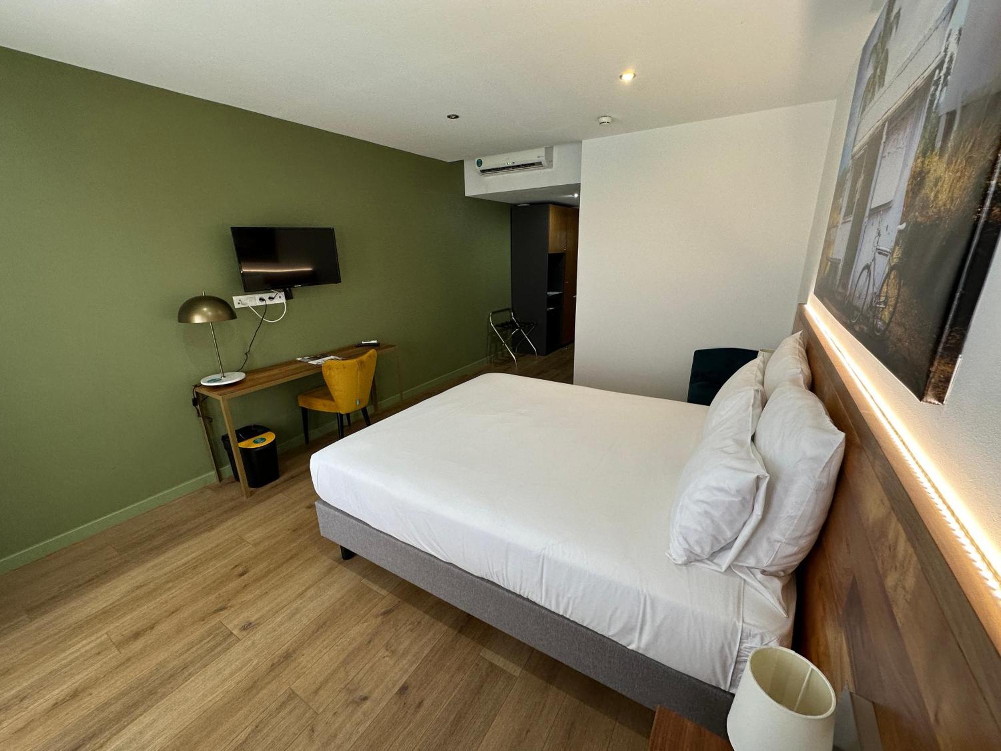 Hotel Exsel Creolia Saint-Denis Exterior photo